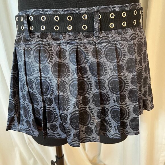 Patrick Church Men's Mini Skirt - Picture 5 of 5